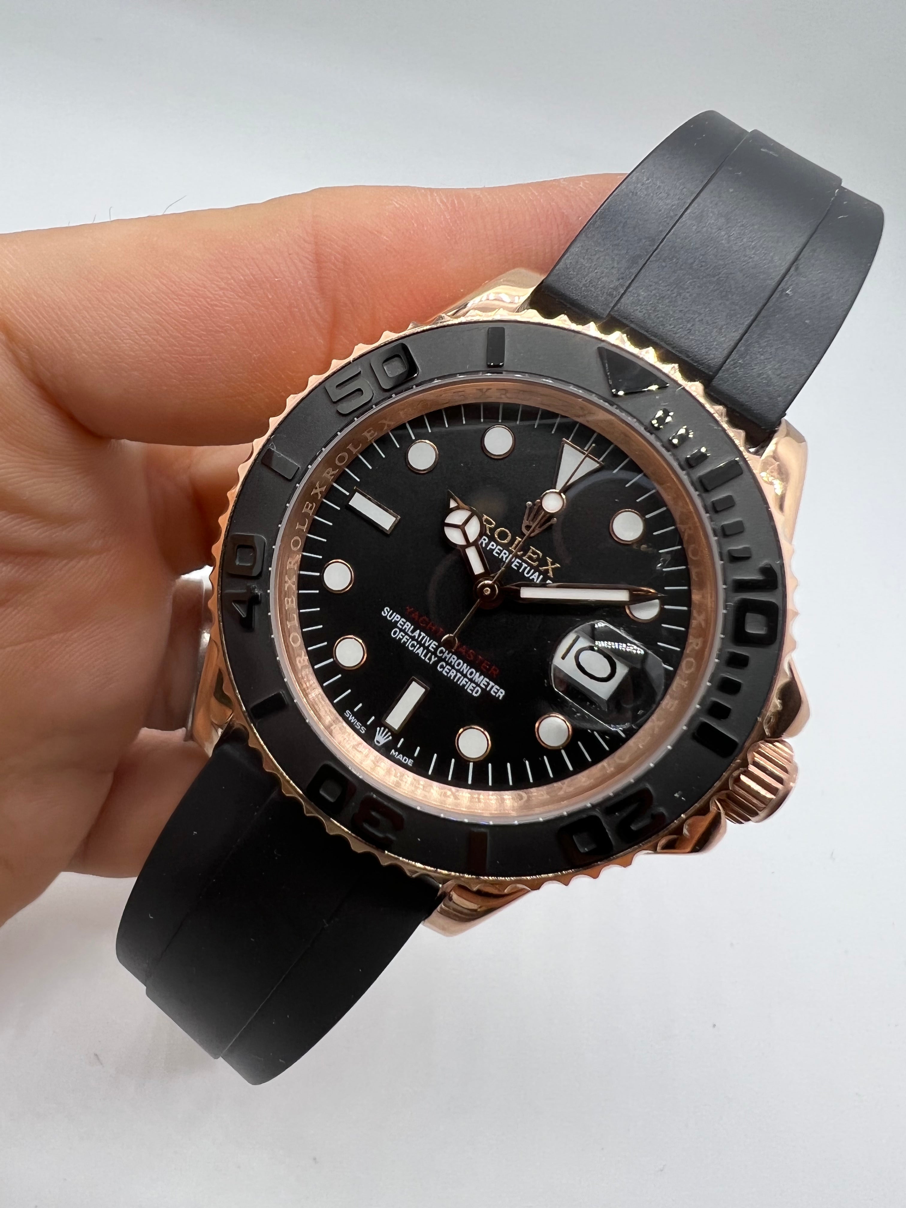 Rolex Yacht-Master 40 Everose Gold Oysterflex — Rolex