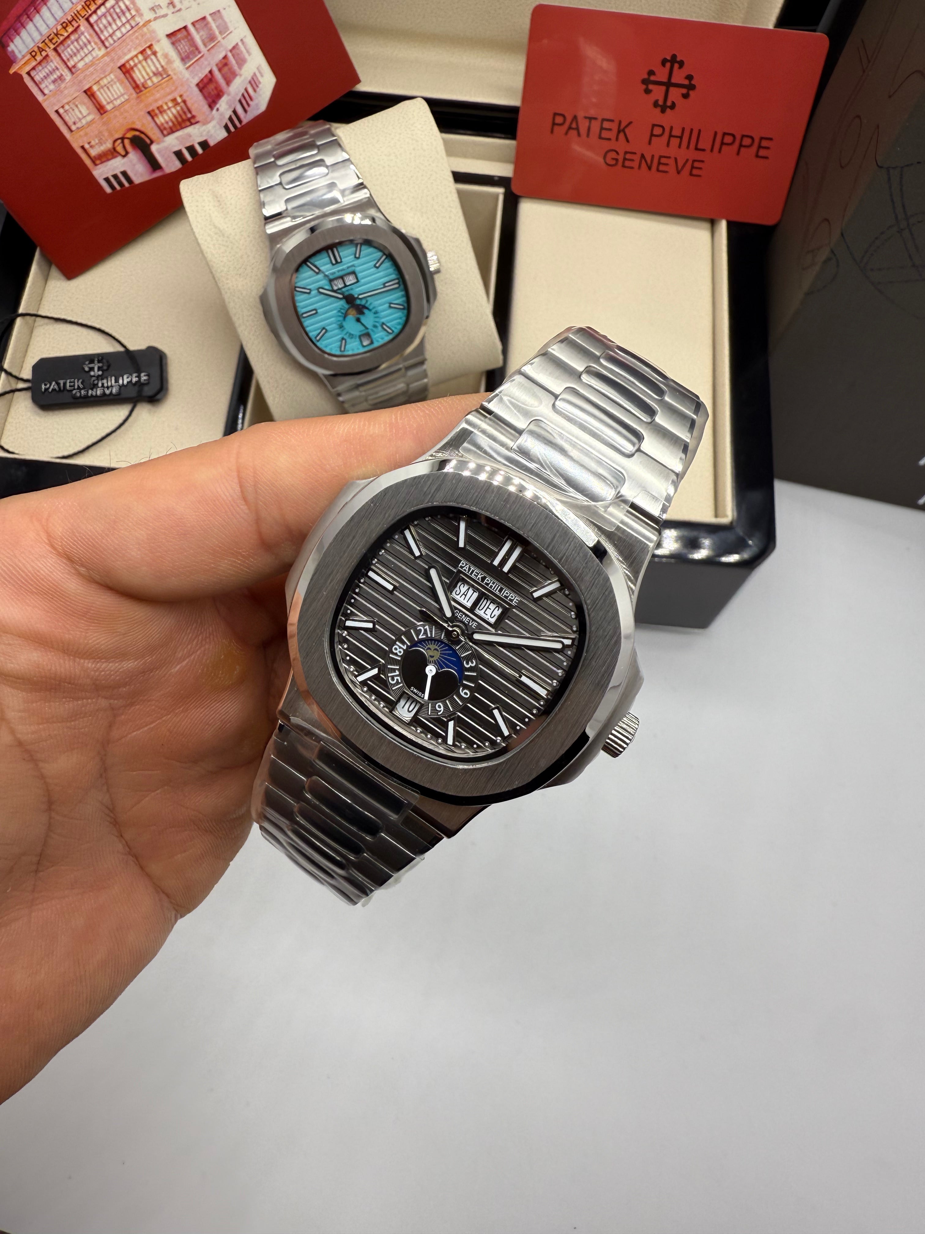 Patek Philippe Nautilus Moonphase Black Grafite — Patek Philippe