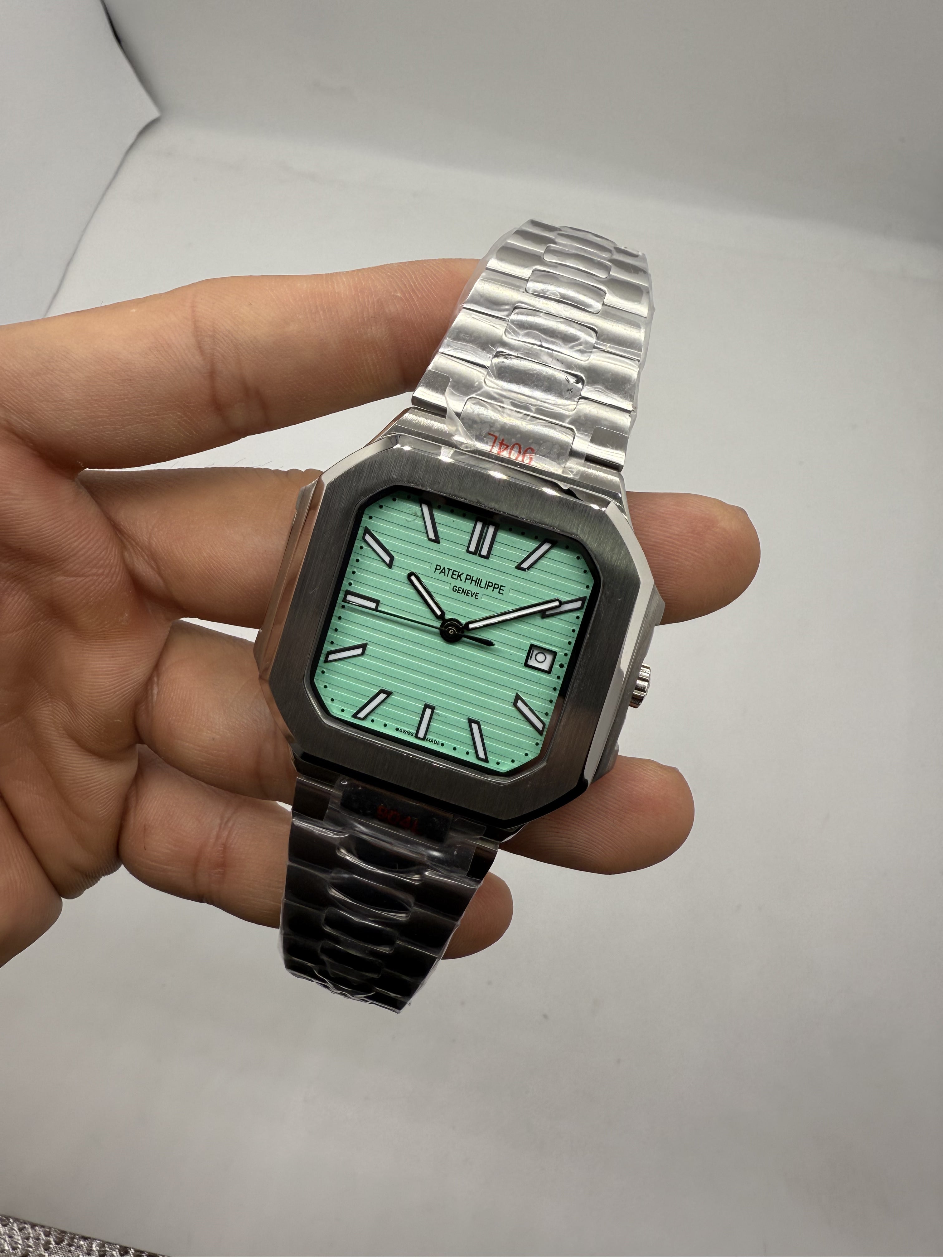 Patek Philippe Nautilus Square Verde Menta — Patek Philippe