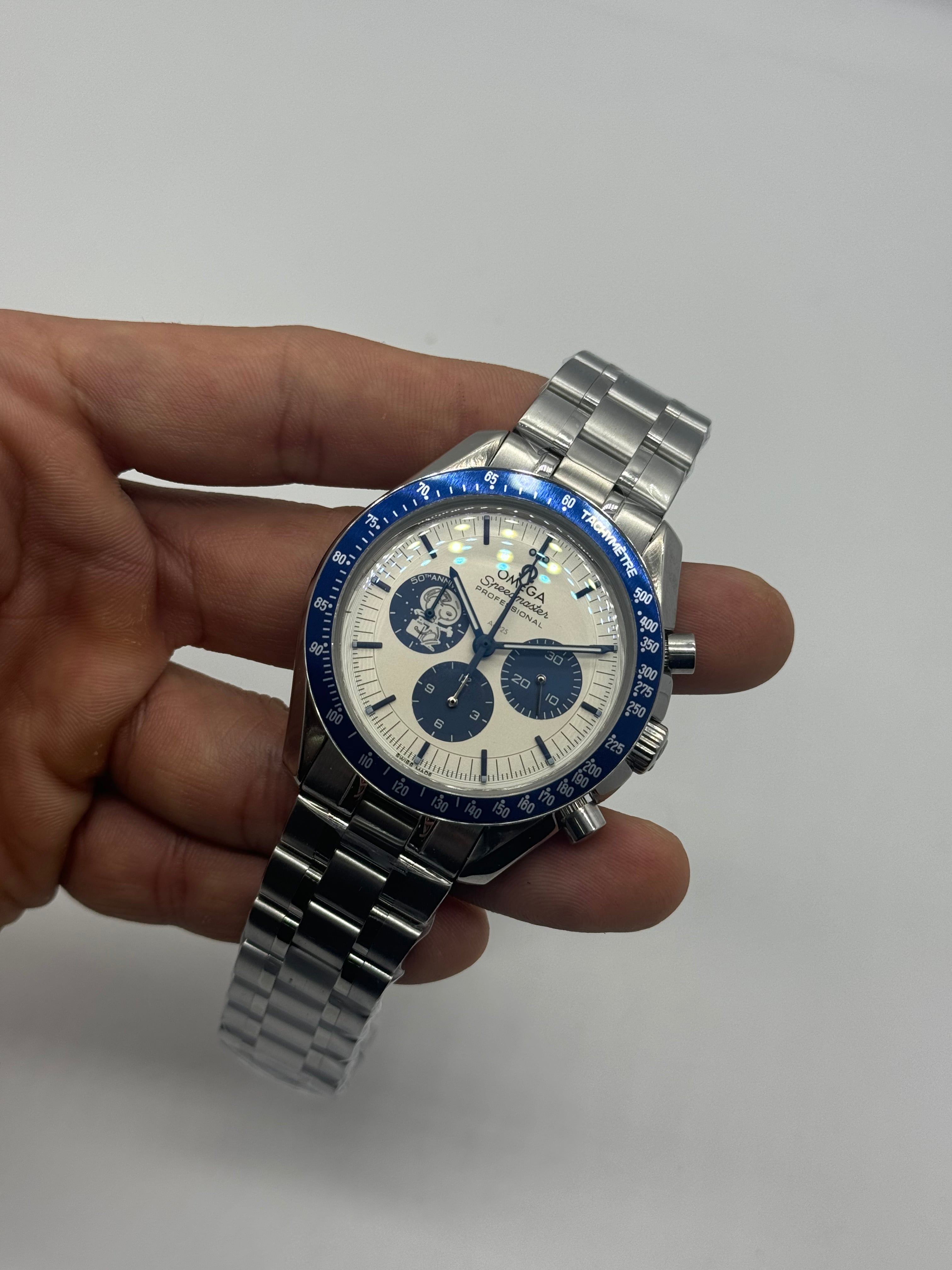Omega Speedmaster Professional “Snoopy Award” 50th Anniversary Acero — Omega