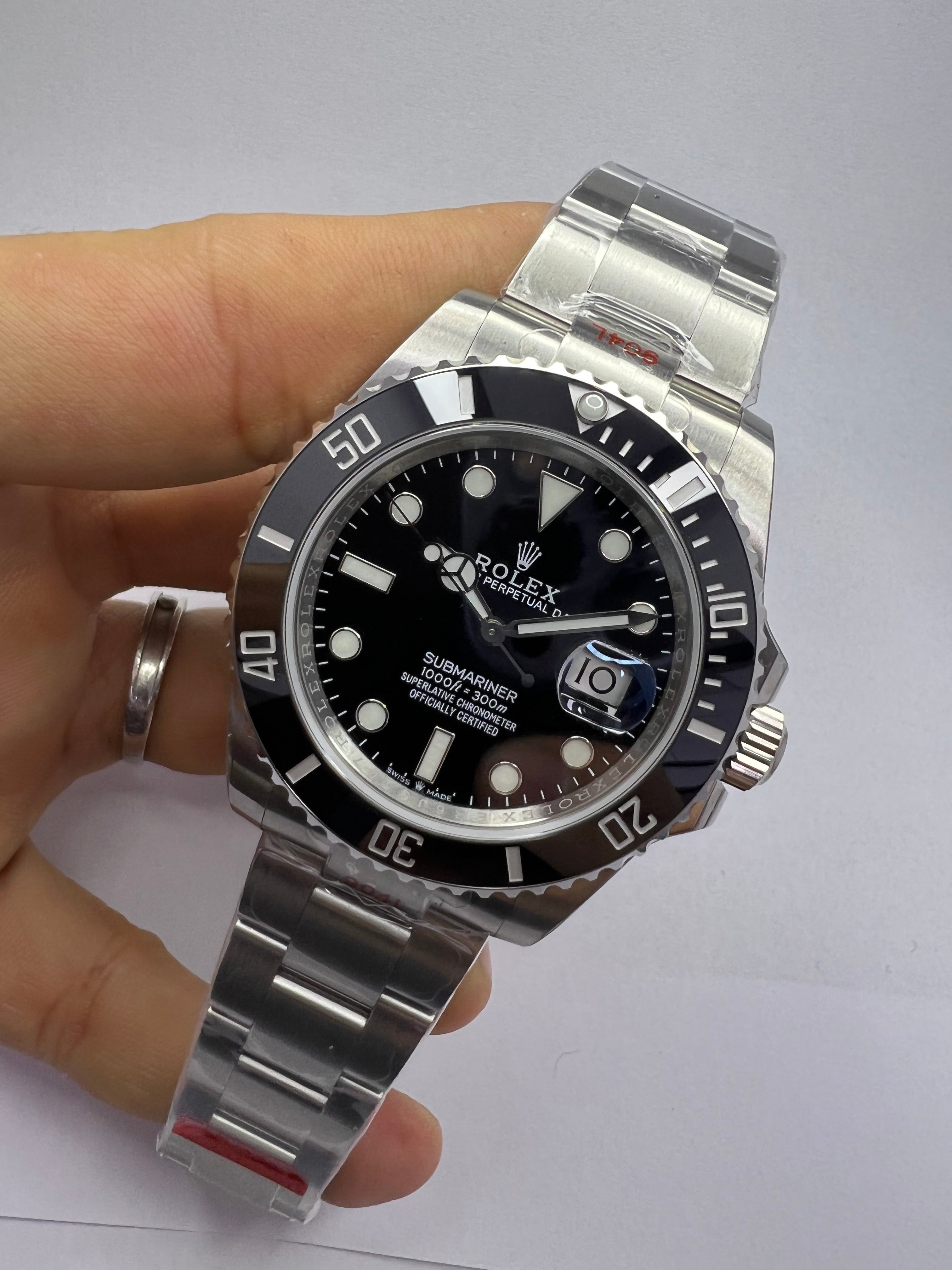 Rolex Submariner Date 126610LN — Rolex