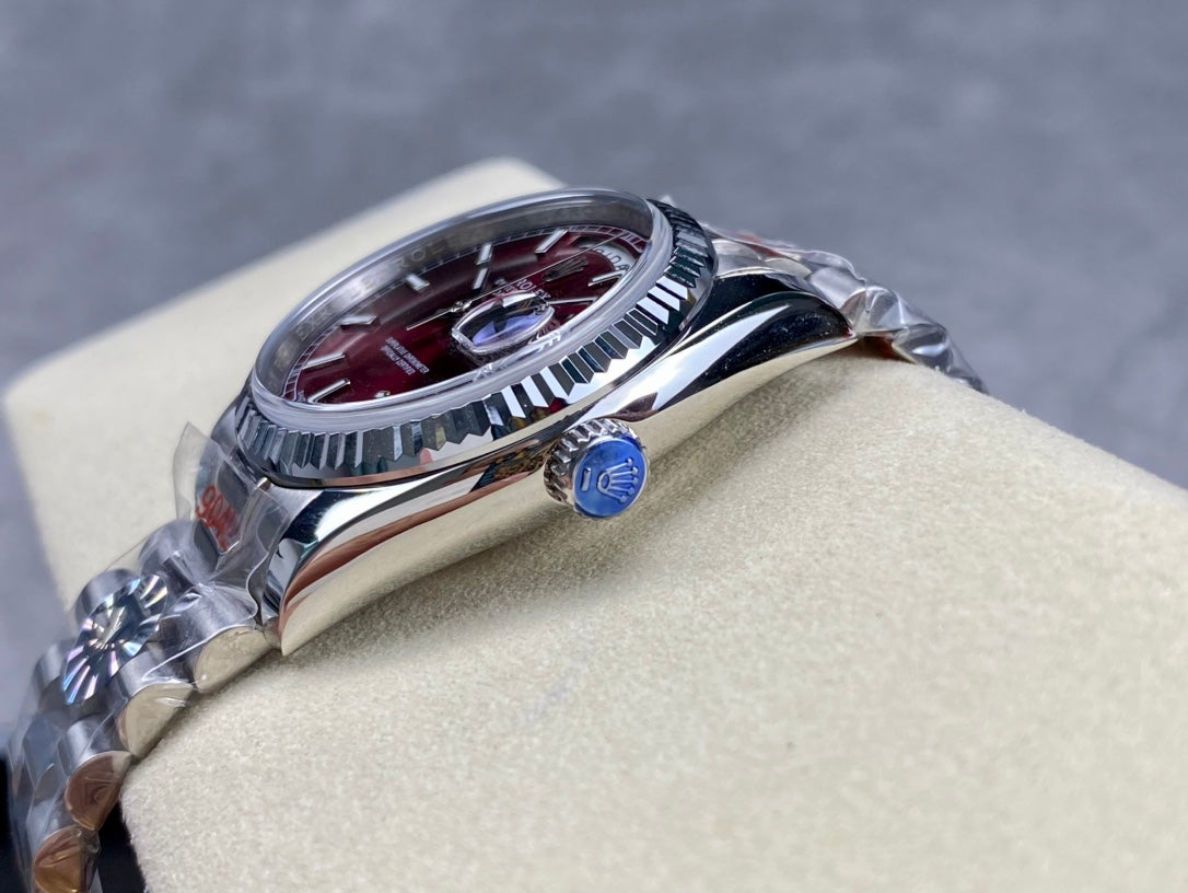 Rolex Oyster Perpetual Day-Date 228239 — Rolex