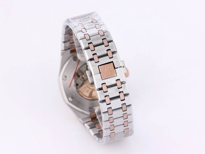 Audemars Piguet Royal Oak “Jumbo” Extra-Thin Ref. 15202ST — Audemars Piguet