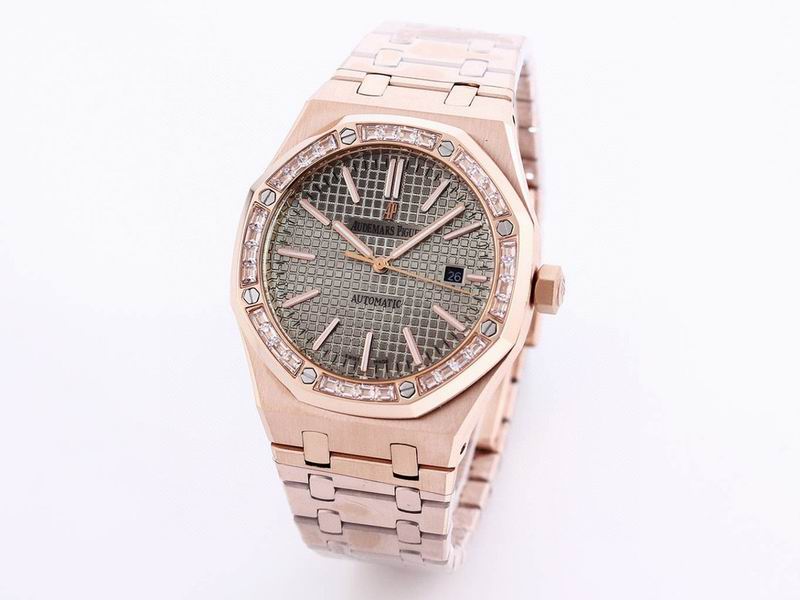 Audemars Piguet Royal Oak 41mm con bisel engastado en diamantes baguette — Audemars Piguet