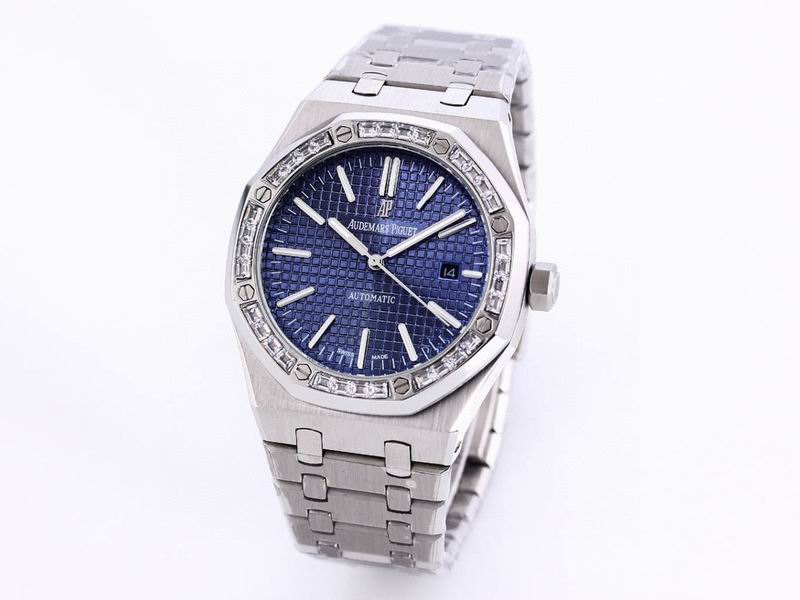 Audemars Piguet Royal Oak 41mm con bisel engastado en diamantes baguette — Audemars Piguet