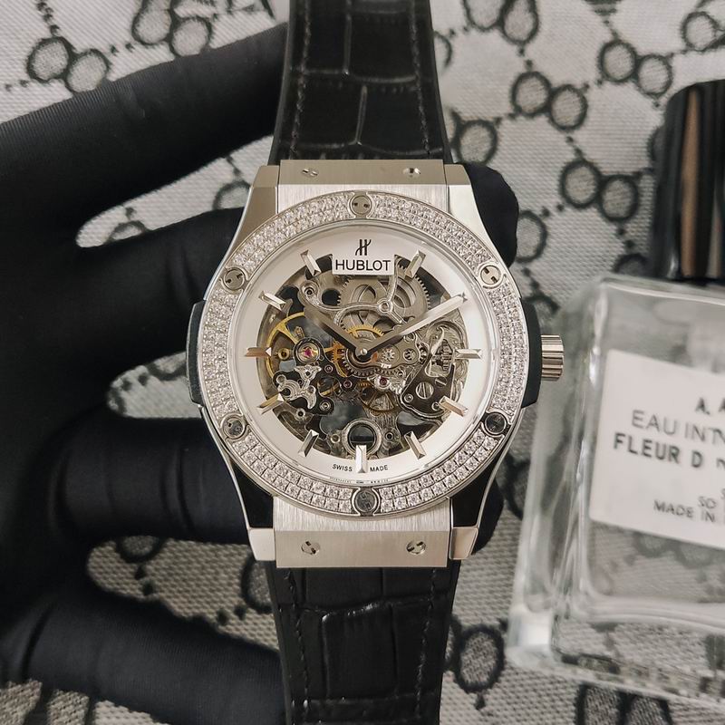 Hublot Classic Fusion Skeleton Automatic (Diamond Bezel) — Hublot