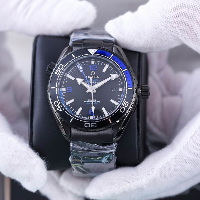 Omega Seamaster Planet Ocean 600M GMT / Co-Axial Master Chronometer Referencia: 215.30.44.22.01.001 — Omega