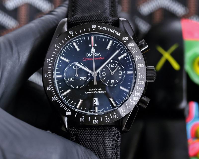Omega Speedmaster “Dark Side of the Moon” ref. 311.92.44.51.01.003 — Omega