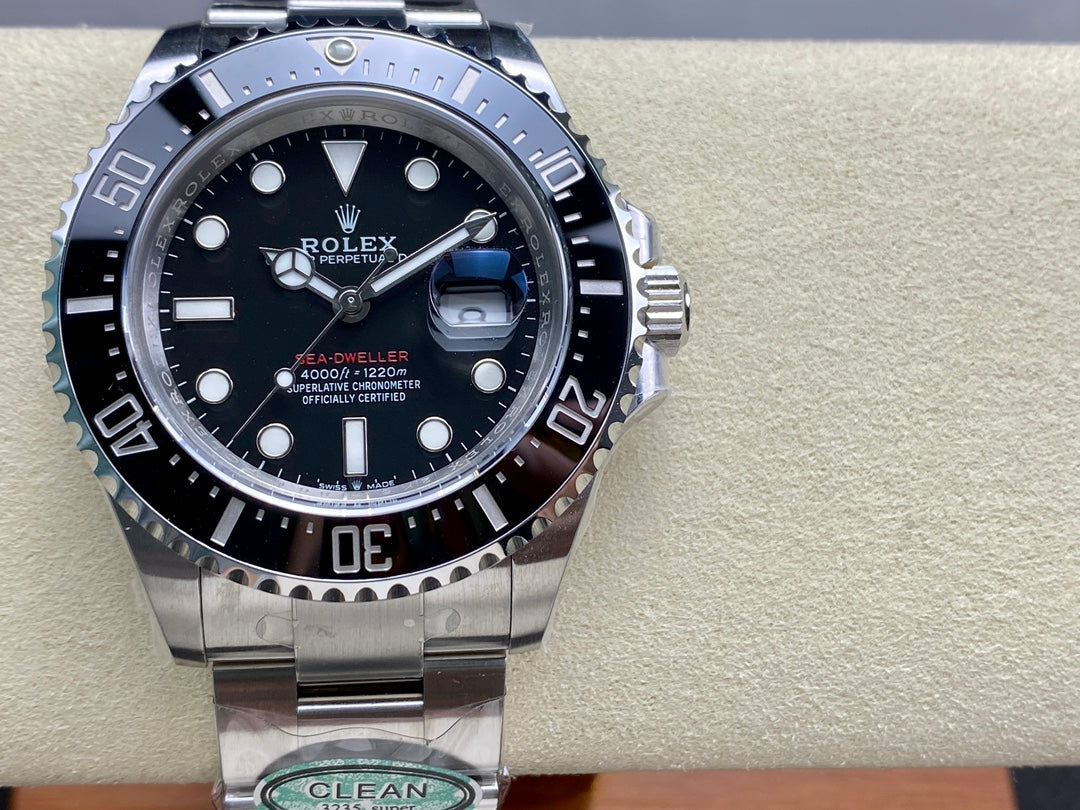 Rolex Sea-Dweller Ref. 126600 — Rolex