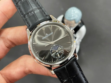 Jaeger-LeCoultre Master Ultra Thin Moon — Jaeger-LeCoultre