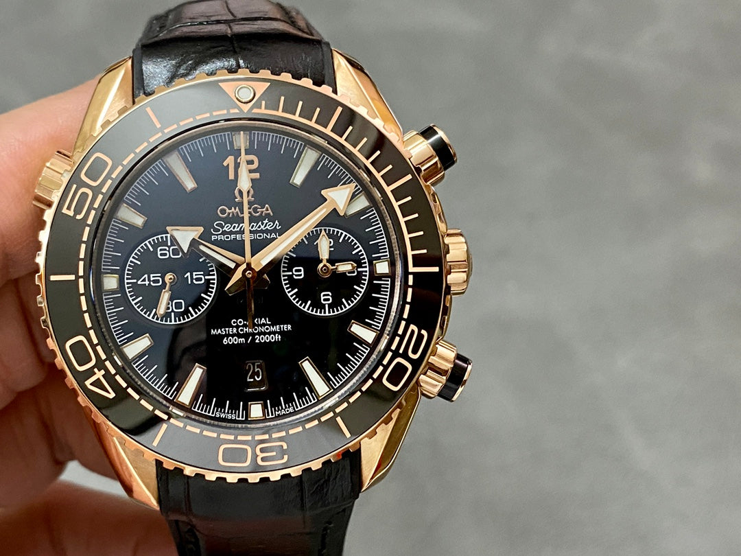 Omega Seamaster Planet Ocean Chronograph 600M Sedna Gold Ref. 215.63.46.51.01.001 — Omega