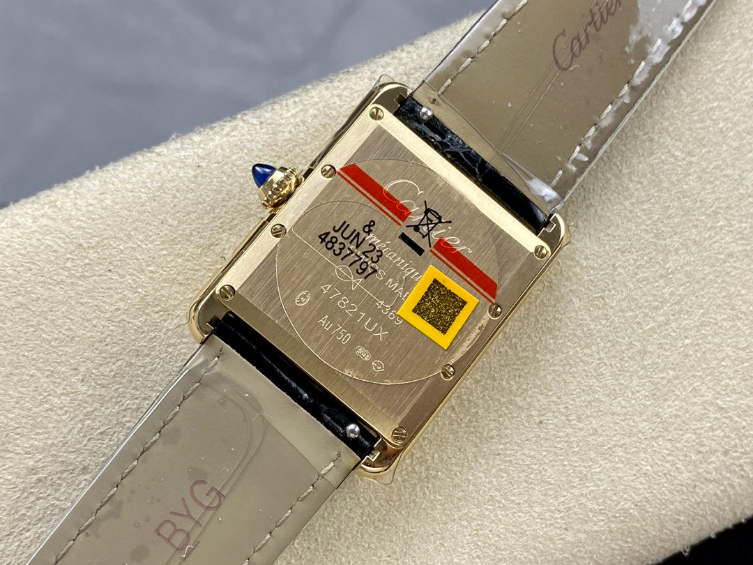 Cartier Tank Must — Cartier