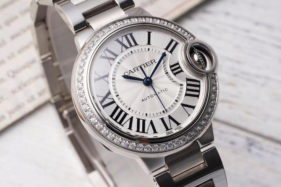 Cartier Ballon Bleu (acero con bisel de diamantes) — Cartier