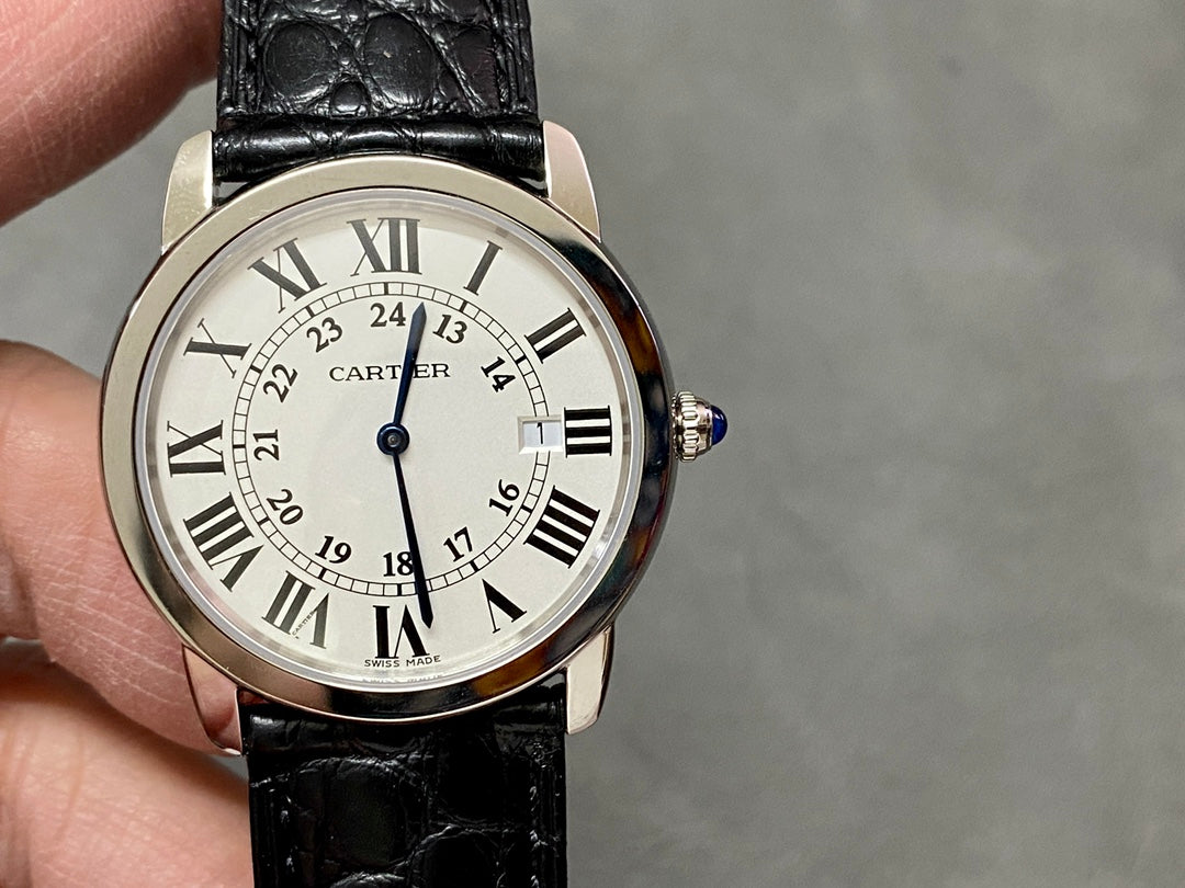 Cartier Ronde Solo (con 24 horas y fecha) — Cartier