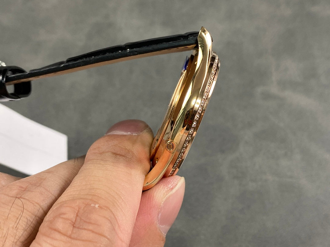 Jaeger-LeCoultre Master Ultra Thin Moon – Oro rosa con diamantes — Jaeger-LeCoultre