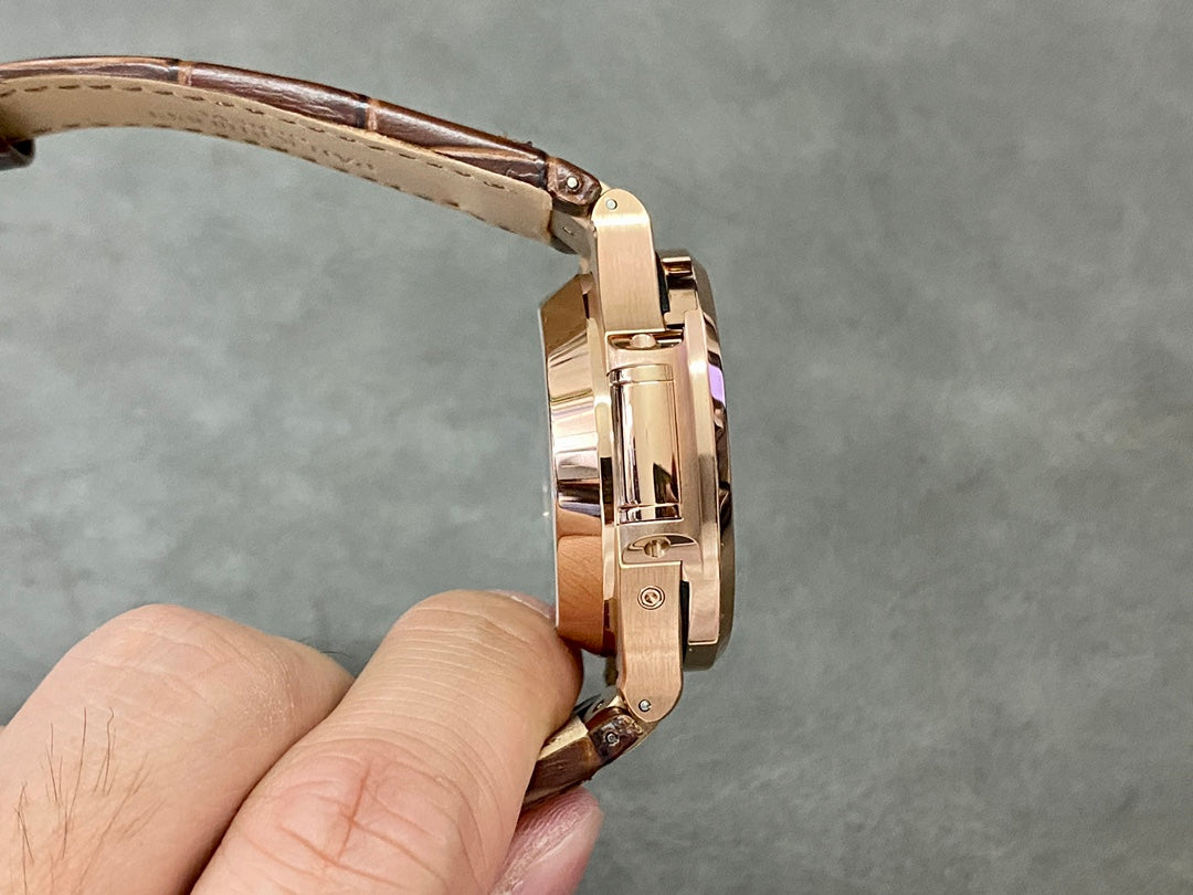 Patek Philippe Nautilus 5980R — Patek Philippe