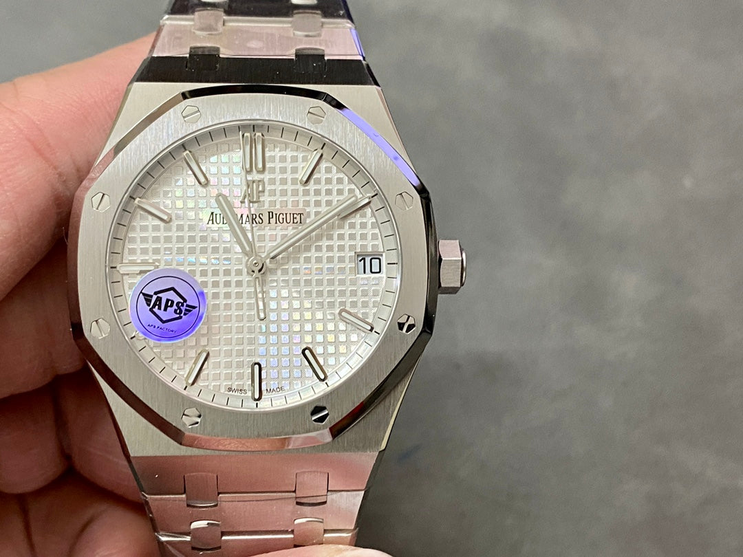 Audemars Piguet Royal Oak Selfwinding – “Silver / White Dial” — Audemars Piguet